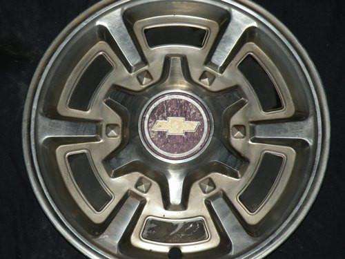 Chevy Blazer Truck Van Suburban 1977-1988 Hubcap - Centercaps.net