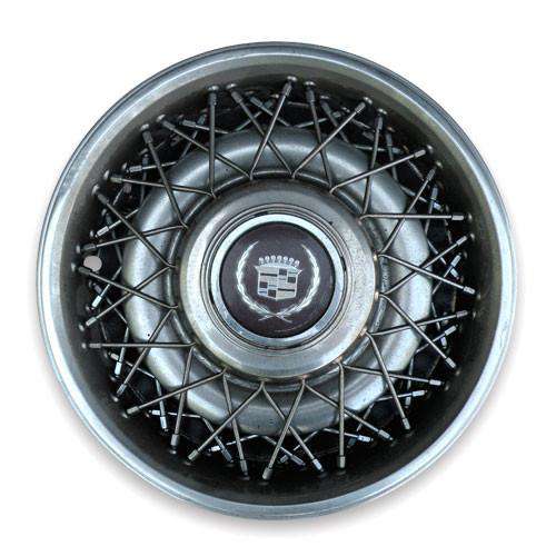Cadillac Fleetwood Brougham 1988-1992 Hubcap - Centercaps.net