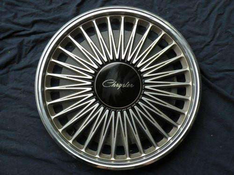 Chrysler New Yorker Dynasty Lebaron 1988-1992 Hubcap