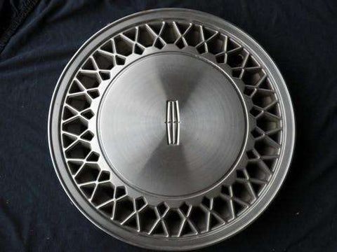 Lincoln Town Car 1988 Hubcap