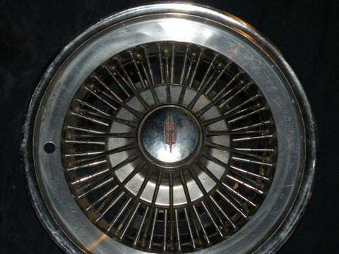 Oldsmobile Cutlass F85 Omega 1972-1979 Hubcap