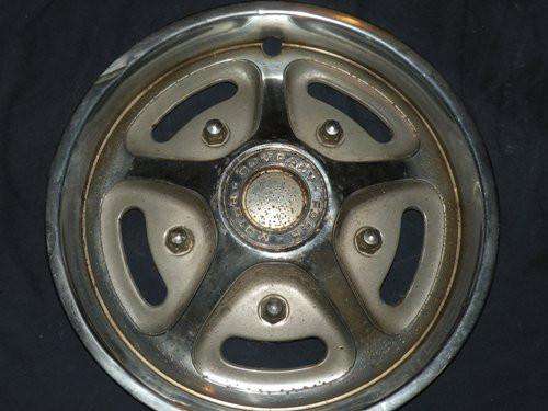 Ford Thunderbird F250 F350 Van 1970-1972 Hubcap - Centercaps.net