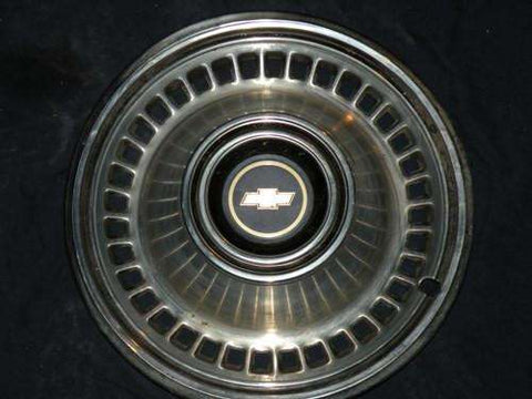 Chevy Impala 1971-1972 Hubcap