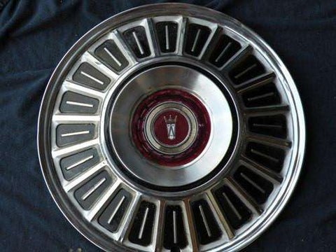 Ford F250 F350 Van 1967-1972 Hubcap