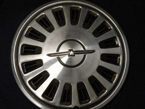 Ford Thunderbird 1983-1984 Hubcap - Centercaps.net