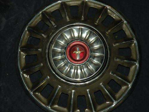 Ford Mustang 1968 Hubcap