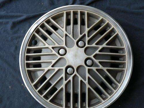 Dodge Caravan Voyager Reliant 1987-1989 Hubcap