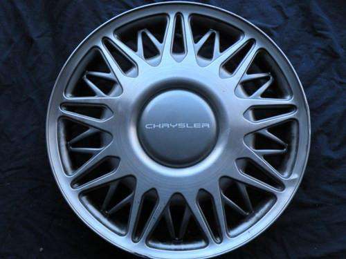 Chrysler Cirrus 1995-1996 Hubcap - Centercaps.net