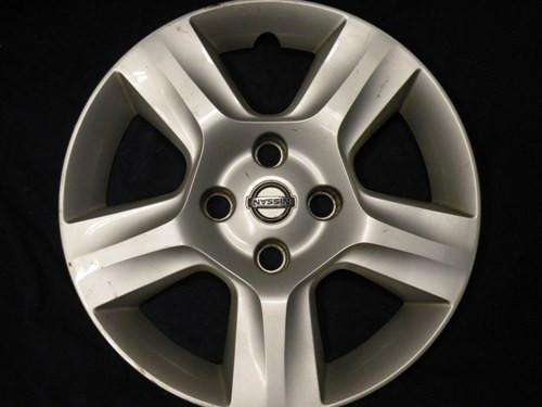 Nissan Hubcap Sentra 07, 08, 09 Part Number 40315ET00A  53074  Fits 16" 5 Spoke Wheel